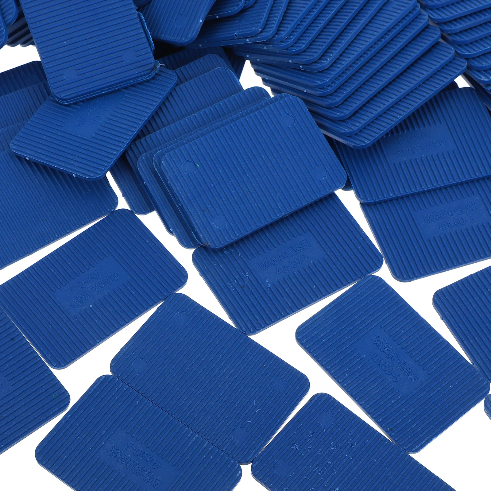 100 قطعة حشوات نافذة الباب الصلبة الثقيلة البلاستيك التسوية دعم لأثاث الفناء صينية بلاط تحميل الدعم