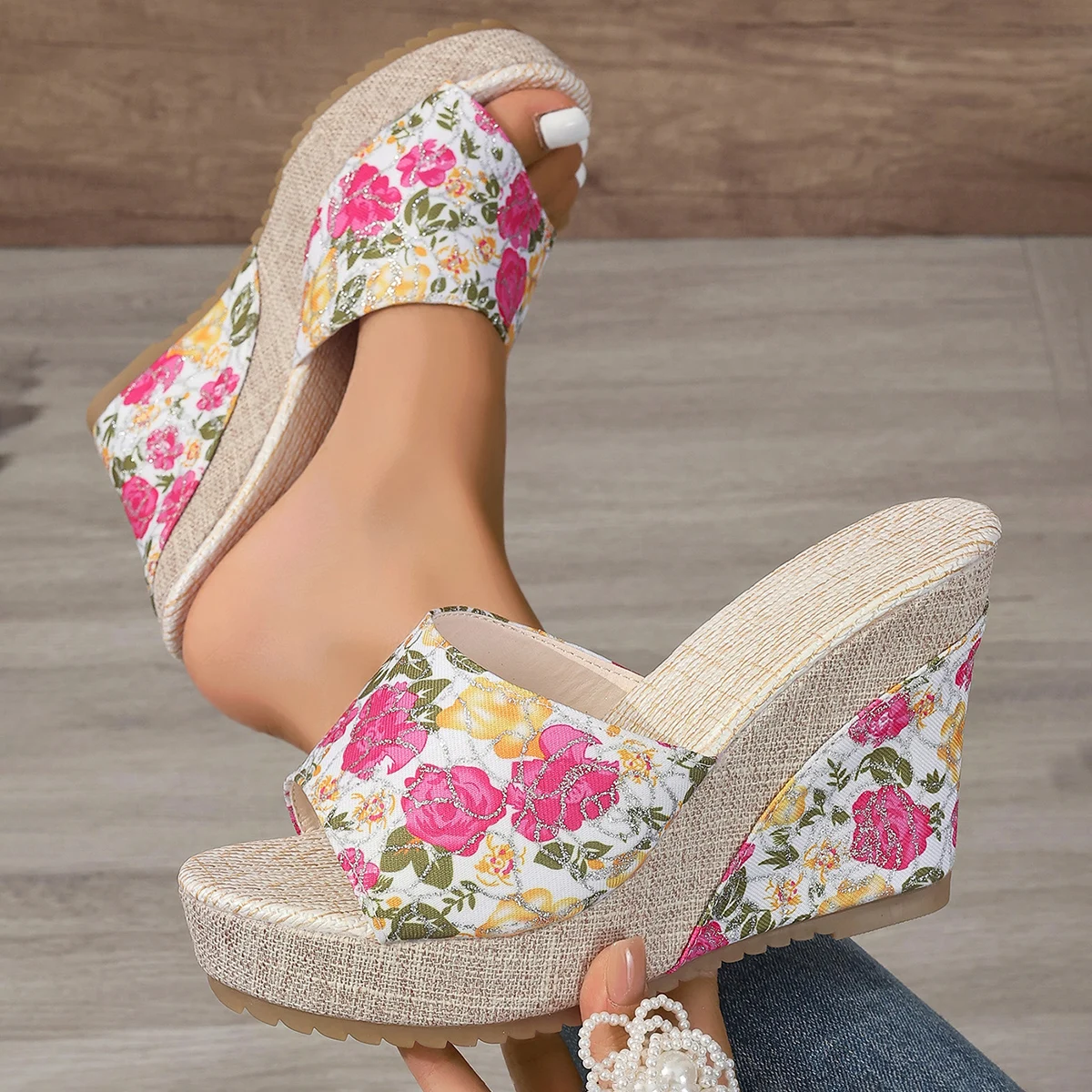 Women Sandals Large Size Platform Wedge Slippers Women Summer Denim Material Slip-On Sandals Sweet Style Rubber Sole Shoes