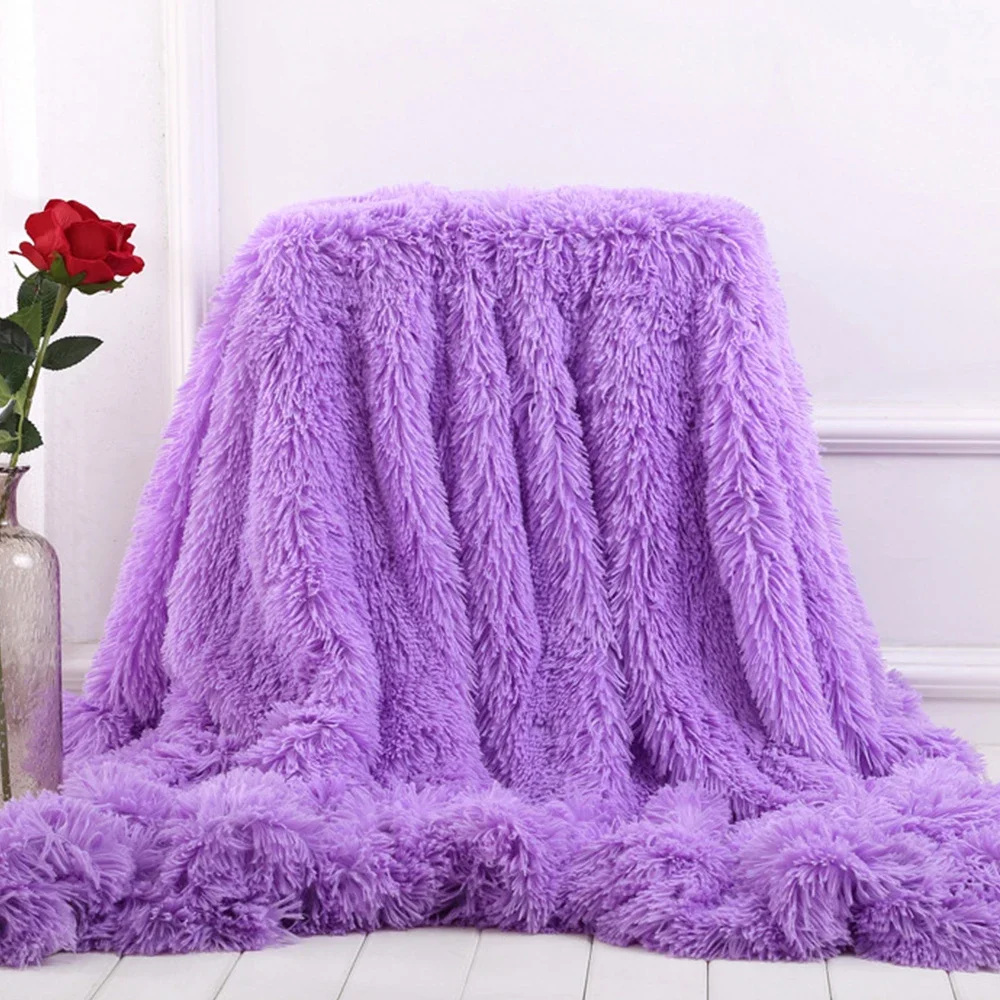 

Soft Fur Throw Blanket on The Couch Long Shaggy Fuzzy Fur Faux Fashion Bed Sofa Blankets Warm Cozy with Fluffy Knitted Blanket