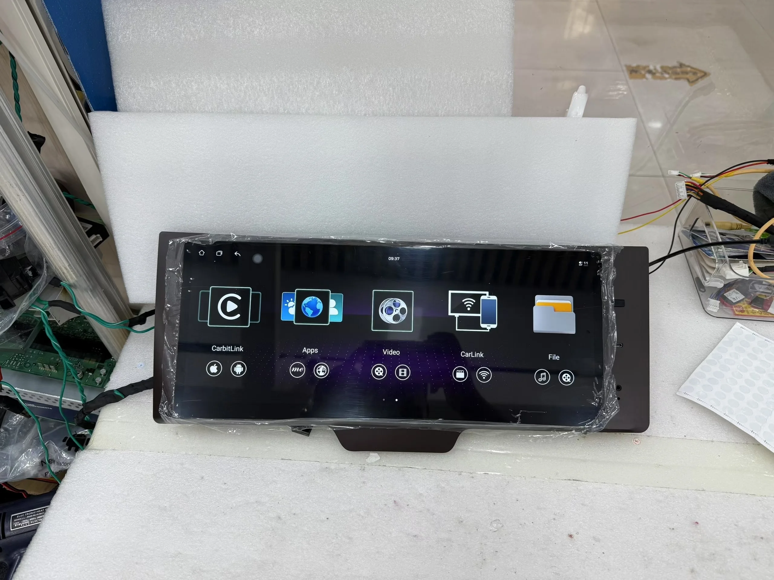 

17-дюймовый Android13 для Dodge Ram 2013-2018, экран Enteraiment, автомобильное радио, мультимедийный автоплеер, GPS-навигация, головное устройство CarPlay