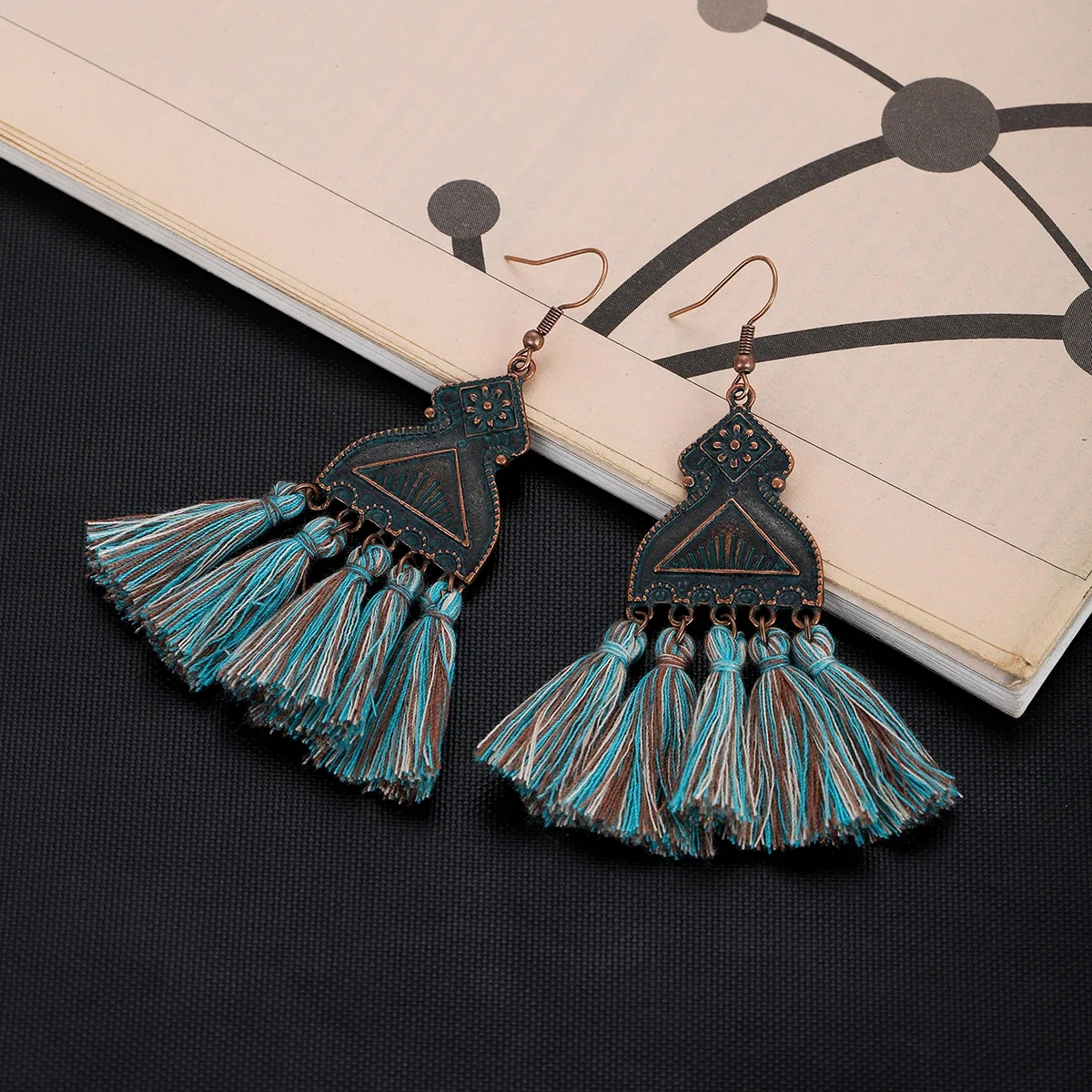 Boho Ethnic Red Blue Beads Tassel Earrings Vintage Geometric Jewelry Bronze Round Triangle Drop Indian Earrings Female Bijoux
