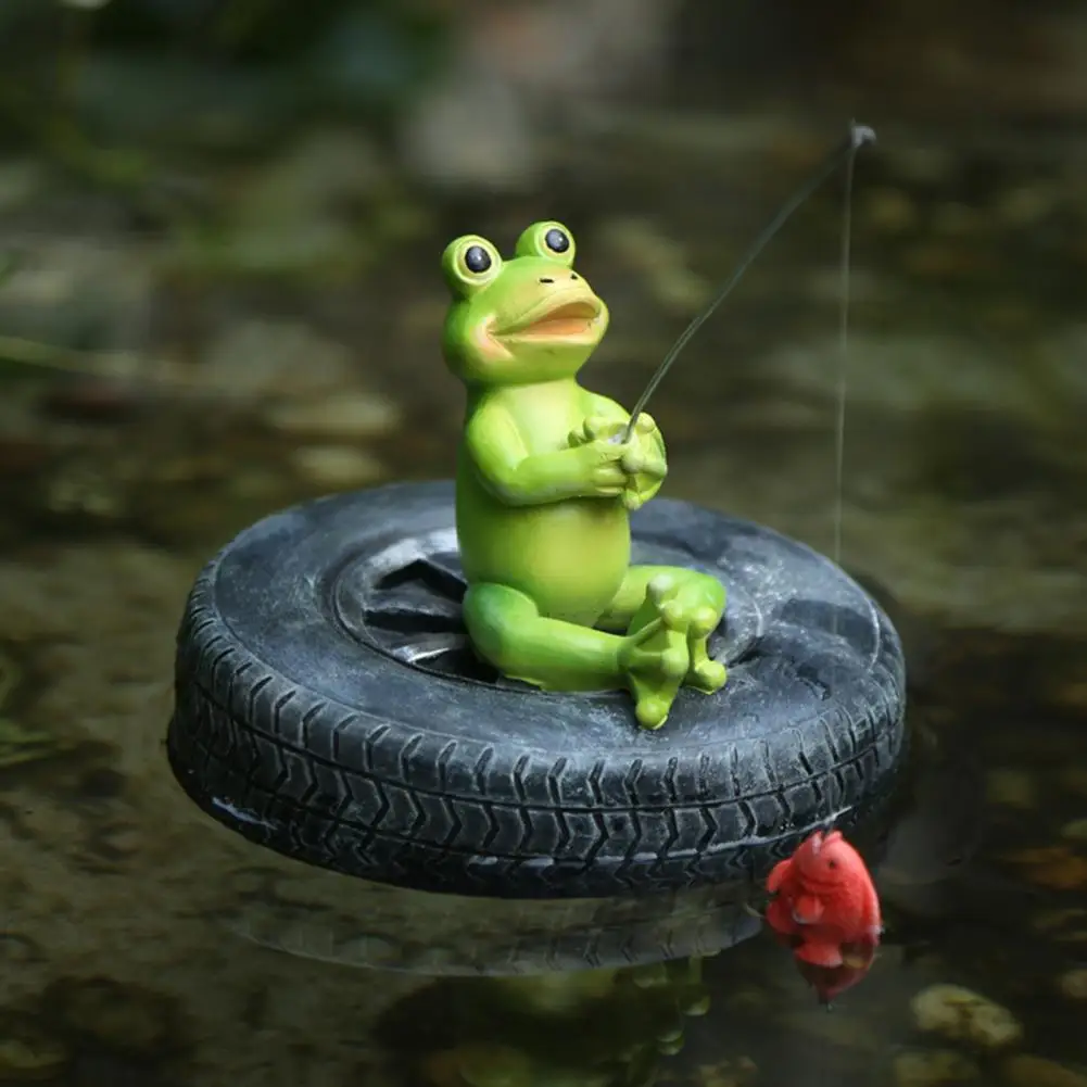Yard Decor for Outdoor Water Features Realistic Floating Frog Pond Ornament Weather Resistant Resin Statue Garden for Ponds