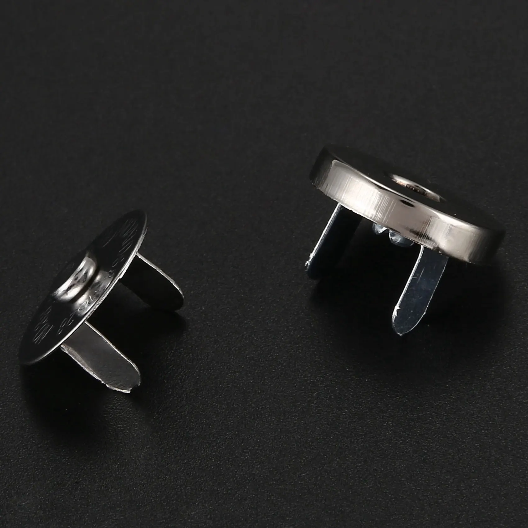 FLYY-60 Sets magnetische Knopfverschlüsse 18 mm – ideal zum Nähen, Basteln, für Geldbörsen, Taschen, Kleidung, Leder – Detail 2