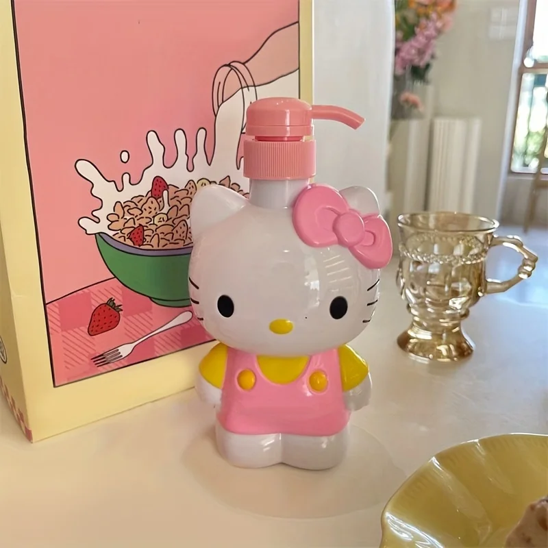 Sanurgente-Bouteille de gel douche Hello Kitty Regina, bouteille de presse de recharge, modèle Kt de dessin animé, désinfectant pour les mains pour enfants