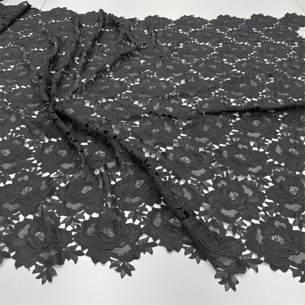 Neuer Stil 2026 Hochwertiger Spitzenstoff Wasserlösliche Bestickte Modische Weiche Weiße/Schwarze Spitze 5 Yards – Detail 7