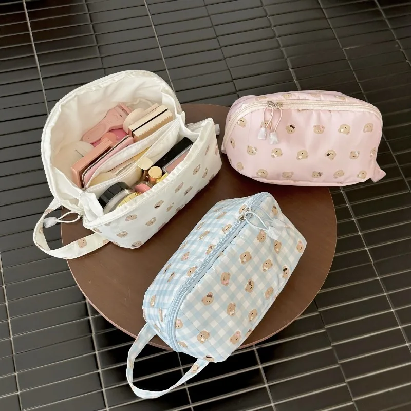 Cute Bear Makeup Storage Bag Women's Cute Large Capacity Portable Toilet Bag Multi-layer Partition Travel Cosmetic Storage Case