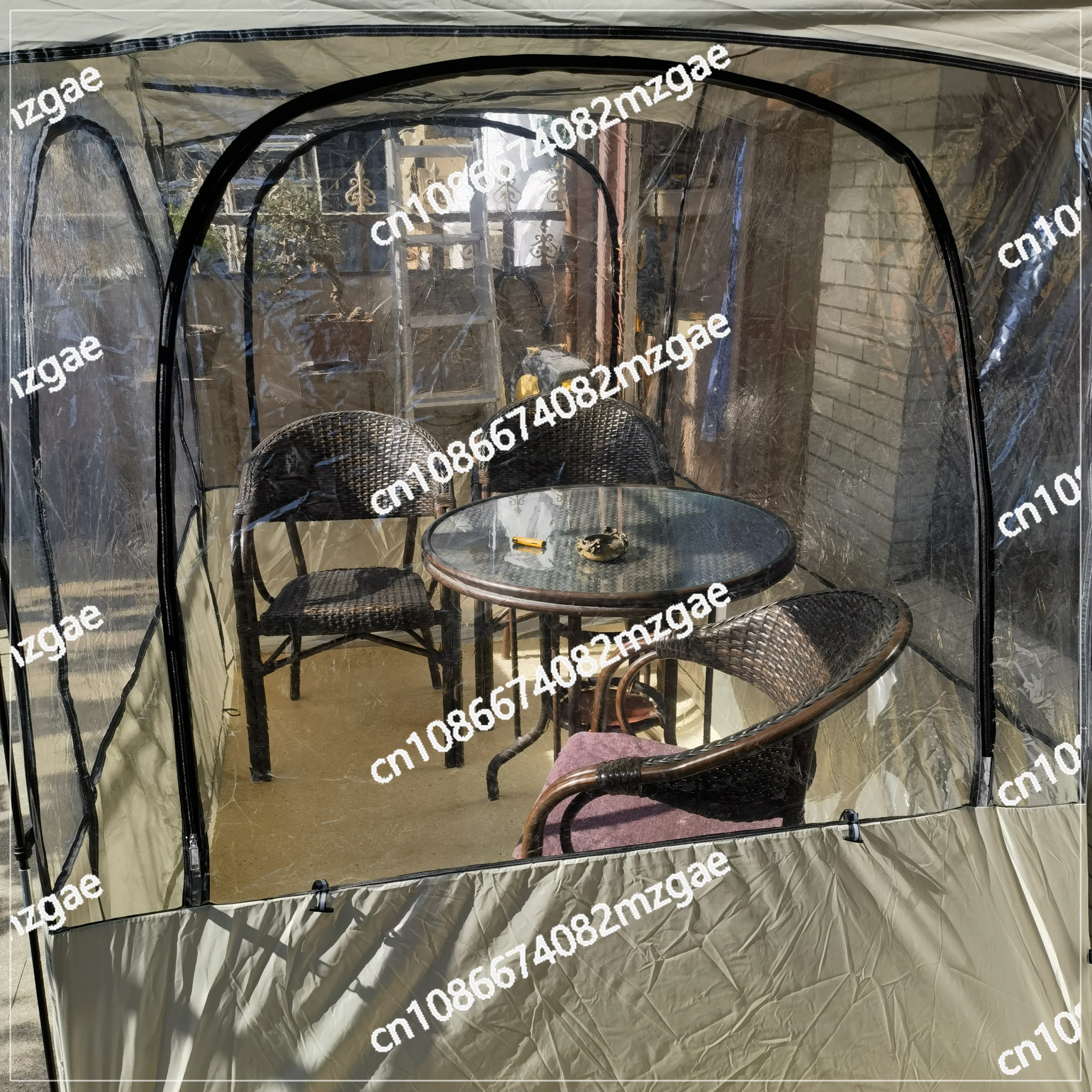 

Всепогодный спортивный тент из ПВХ с прозрачным пузырьковым дизайном, устойчивым к царапинам, и дополнительной верхней крышкой для защиты на открытом воздухе