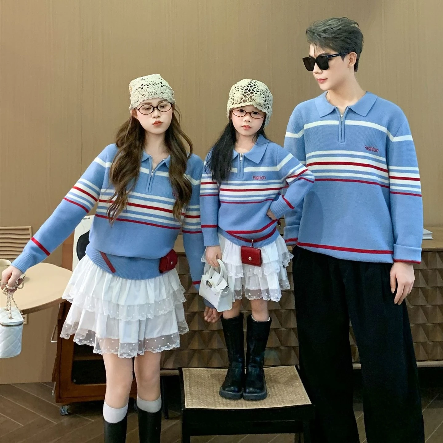 

2025 Fall Winter Family Matching Clothes Mom & Daughter Knit Sweaters Father Son Outfit Casual Christmas Gift for Family Photos