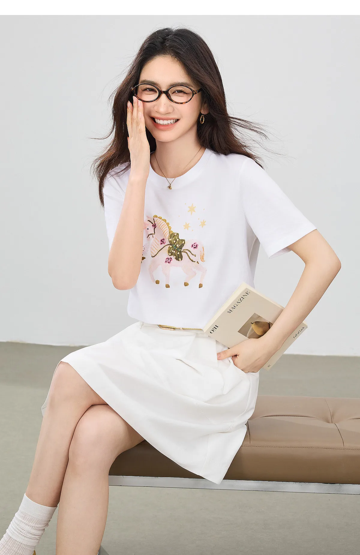 SENTUBILA Damen-T-Shirt mit Pferde-Print, 100 % Baumwolle, Sommer 2026, gerippter Rundhalsausschnitt, handbestickte Details, lässiges Alltags-Oberteil 162TG7259 – Detail 25
