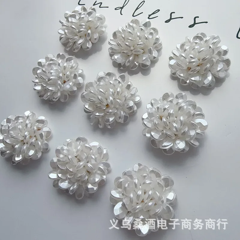 Premium Simple Fresh Pearl Petal Ball Shoe Clips for Crocs Transparent Jelly Shoes Non Slip Sturdy Cute Elegant