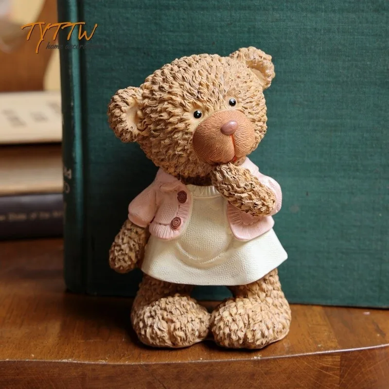 American Style Desktop Kids Room Cartoon Trendy Welcome Bear Sweetheart Space Cake Confession Figurine Collectible Decoration
