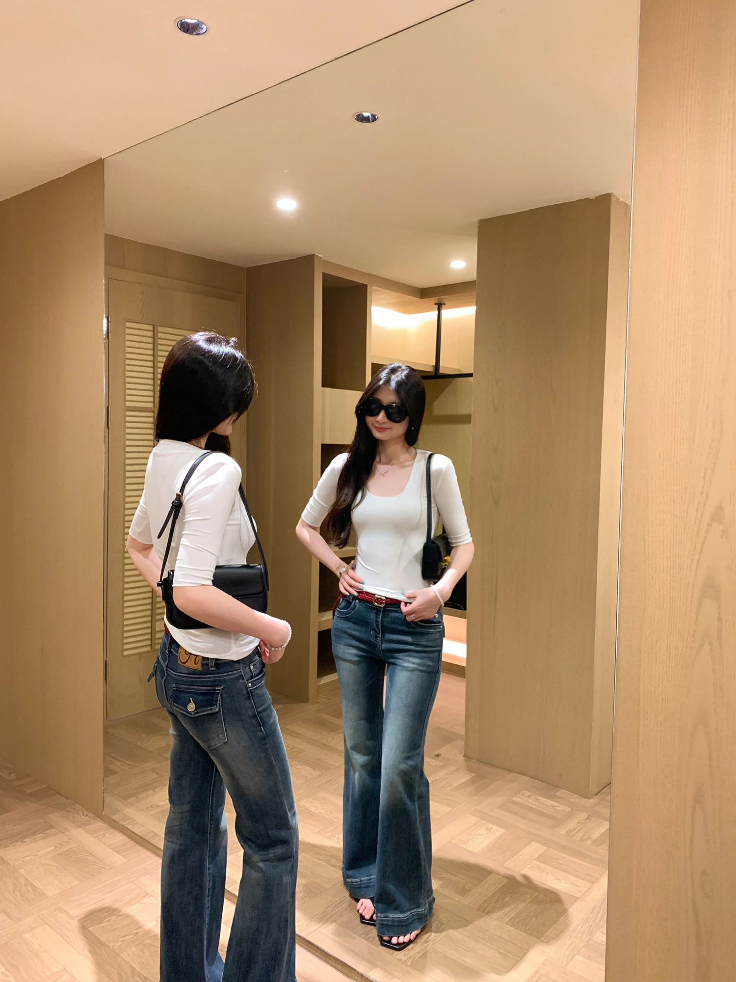 Lacele Tianli Slim Fit U Neck Short Sleeve T Shirt Women's Fashion Autumn 2026 New Light High Intelligence Top