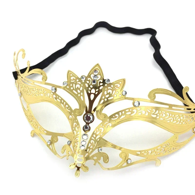 1Piece Black Gold Skull Metal Mask Halloween Rhinestone Half Face Venetian Masquerade Men White Women Party Mask Halloween Props