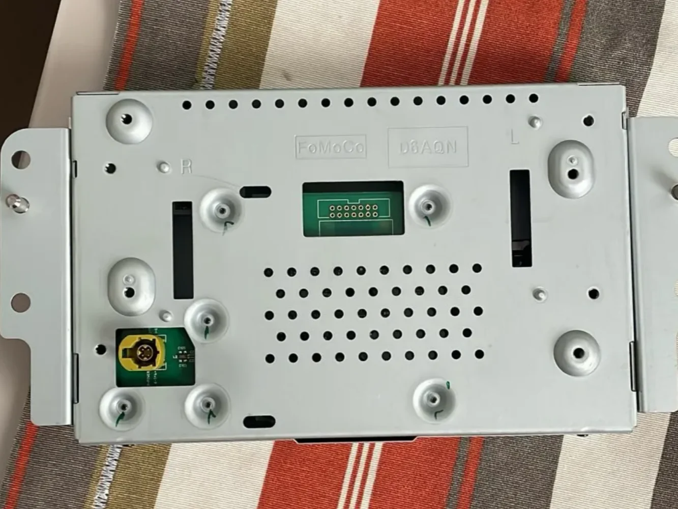 Module d'écran de navigation original Ford, Ford SYNC 3
