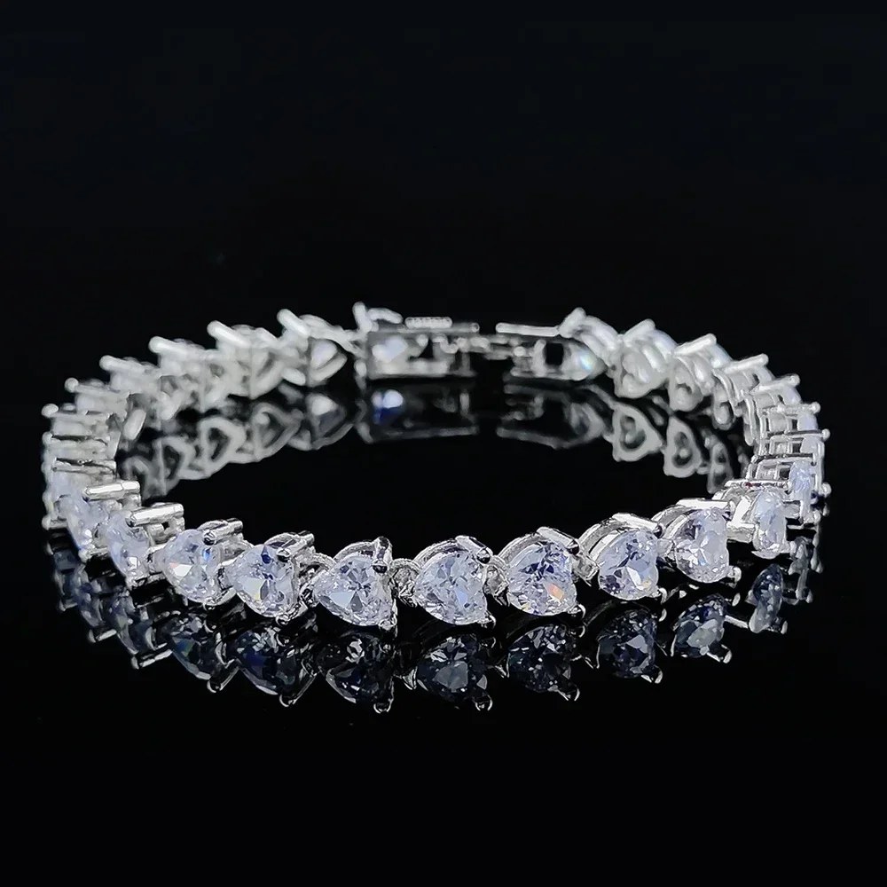 2023 New Luxury Heart Silver Color Bracelet Bangle for Women Wedding Bride on Hand Gift Valentine's Day Gift Jewelry S7982