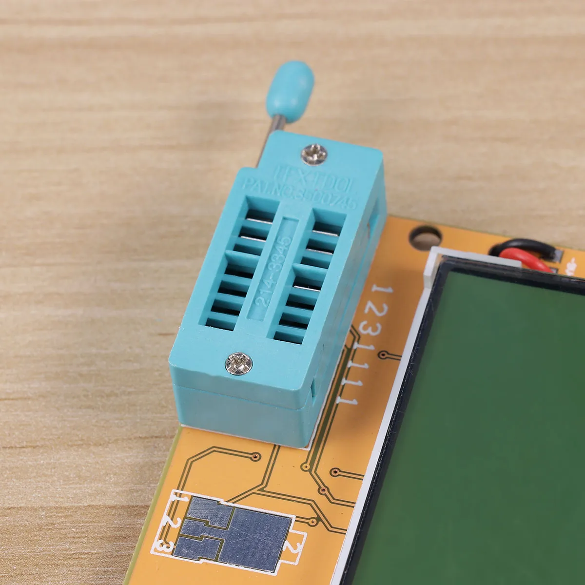 

T4 Lcd Digital Tester Diode Triode Capacitance Meter Auto Power Off Wave Detection Diy Tool Instrument