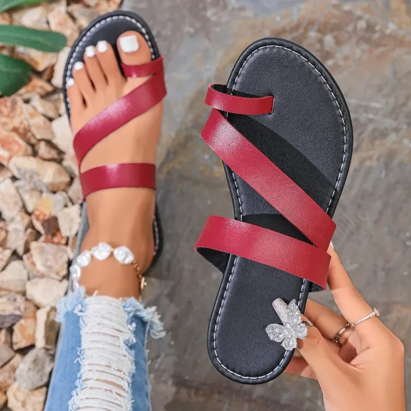 2024 Zomer Hot Selling Damesschoenen Modieuze Slip-On Platte Hak Damesslippers Effen Kleur Casual Damesstrandschoenen