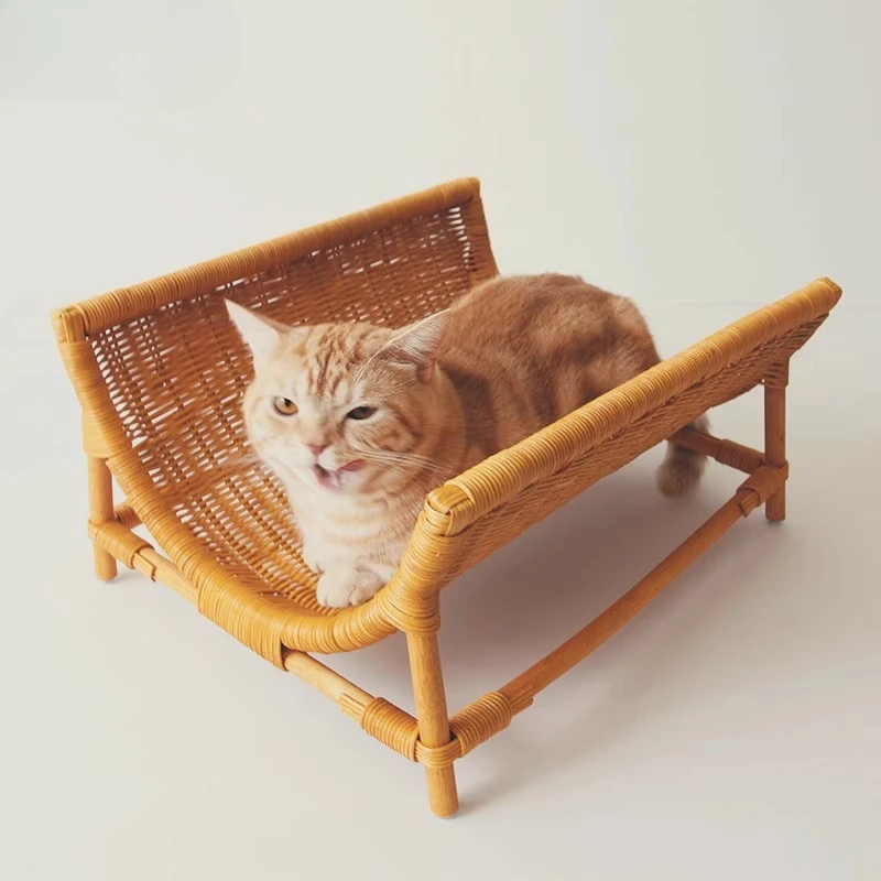 

Large Scratch-Resistant Sleeping Nest Handwoven Rattan Cat Bed Moisture-proof Cat Cave Eco-Friendly Pet Furniture & Playhouse