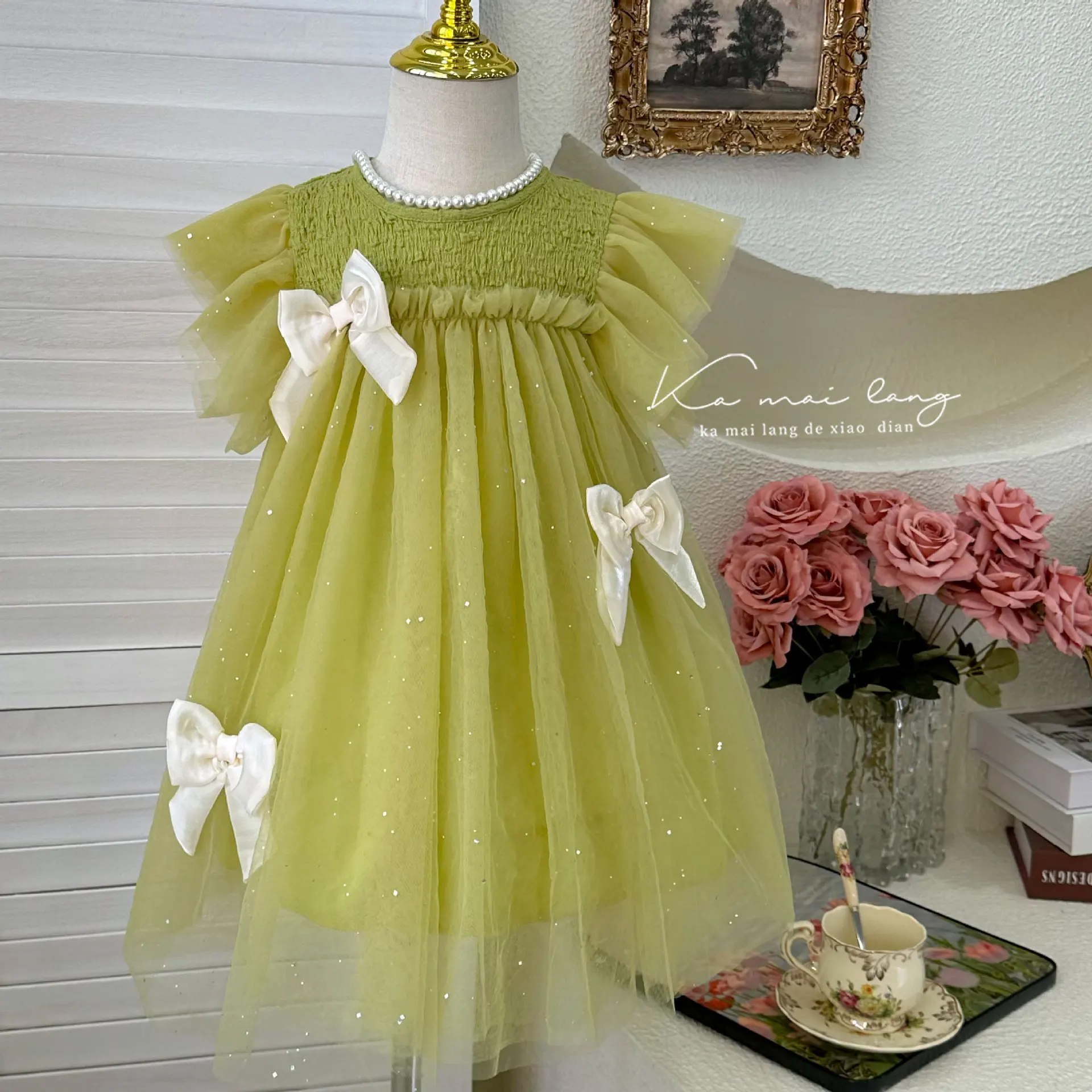 Girls Skirt 2024 Summer New Childrens Foreign Style Childrens Bow Mesh Flying Sleeve Pompadour Dress Birthday Princess Dress