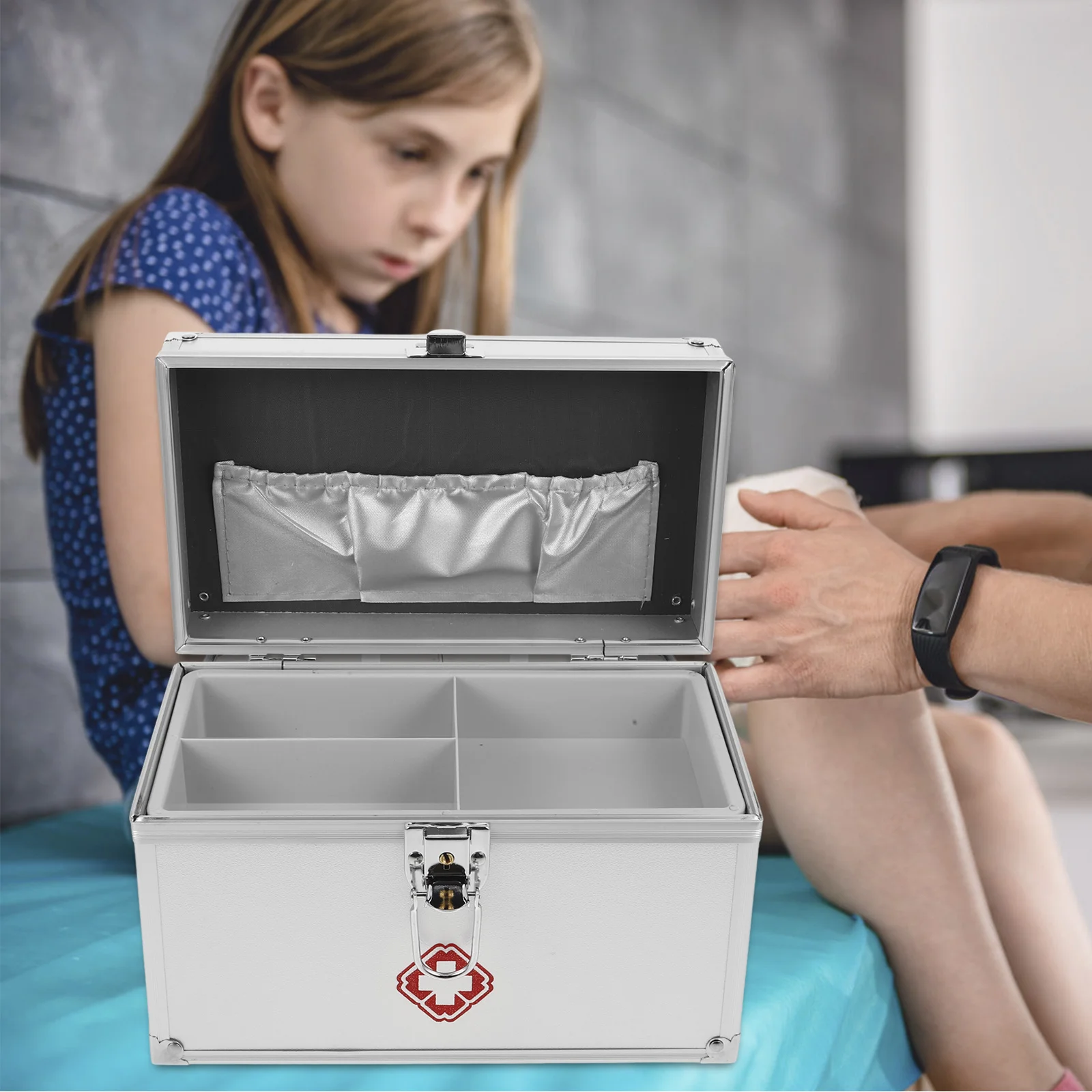 صندوق الإسعافات الأولية بسعة كبيرة حقيبة تخزين الأدوية المحمولة للمنزل والمدرسة والتخييم في الهواء الطلق منظم أدوات الطوارئ قوي #1