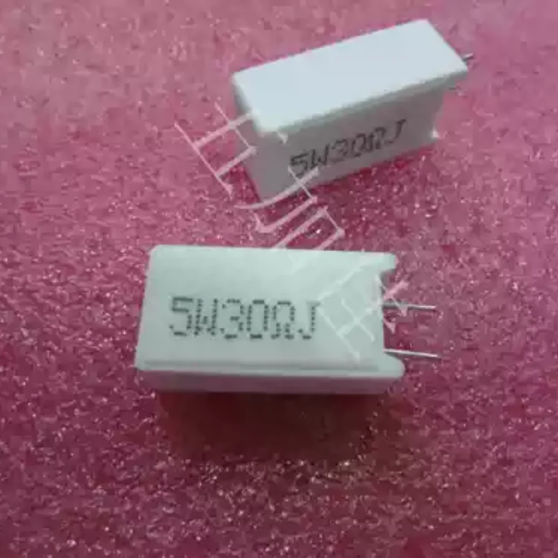 10-100pcs vertical SQM 5W 30 Ω 30R 5% ceramic cement resistor