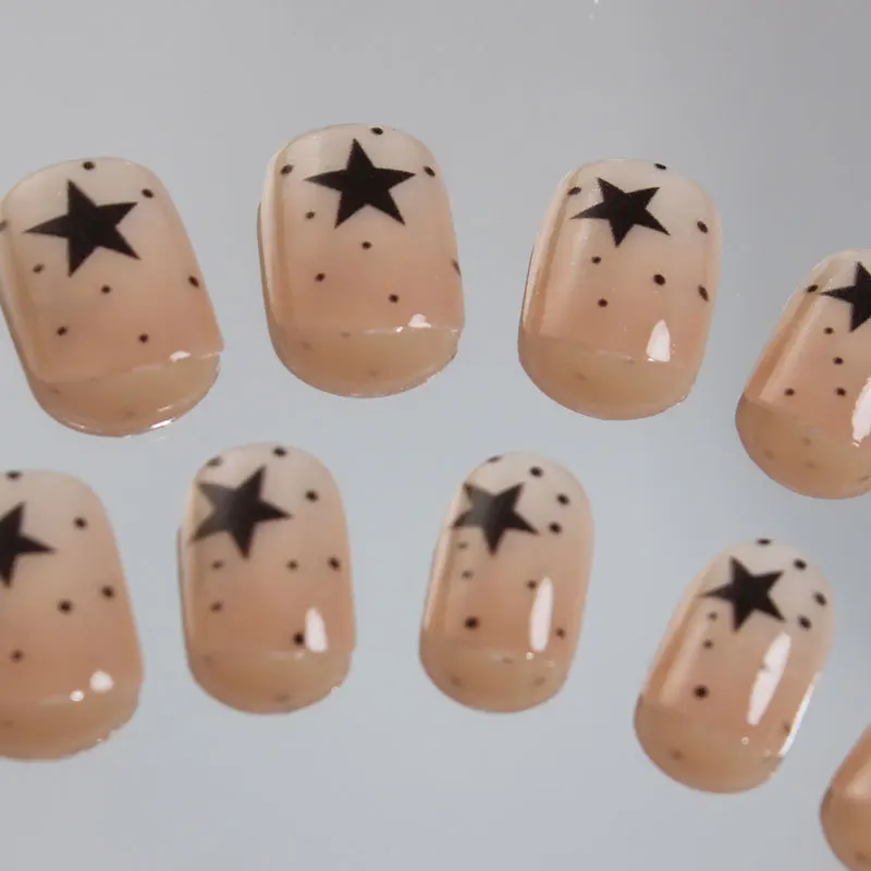 24 قطعة/المجموعة مربع قصير الصحافة على الأظافر Y2K عارية عين القط الأظافر وهمية ستار البولكا نقطة قابلة لإعادة الاستخدام أظافر صناعية عيد الميلاد يرتدي الأظافر