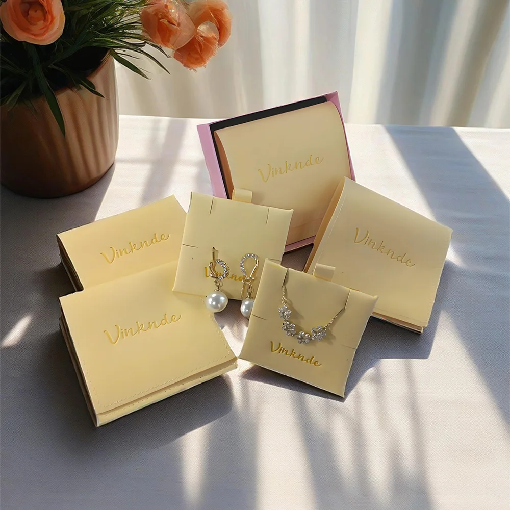 

Custom Logo Microfiber Jewelry 8x8cm Soft Pouch Earrings Necklace Christmas Wedding Favors For Guests Guft small Bag