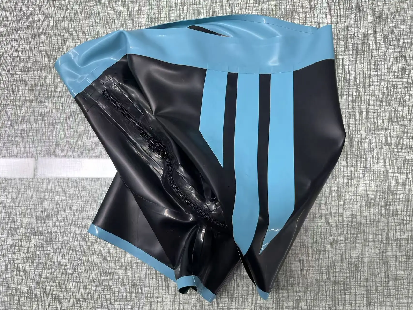 Swimming Shorts, Natural Latex Shorts 0.4mm, Three-Dimensional Cut Sports Pants, Zipper Shorts