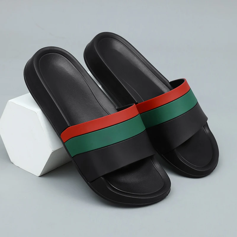 

Men's Summer Slippers New Style Outdoor Indoor Bathroom Non-Slip Wear-Resistant Beach Sandals