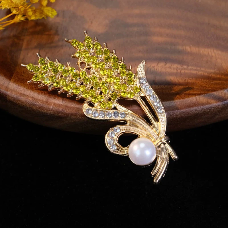 Trendy Rhinestone Wheat Shape Brooches for Women Lapel Brooch Pins Enamel Plant Badges Party Friend Gifts Clothes Acessories