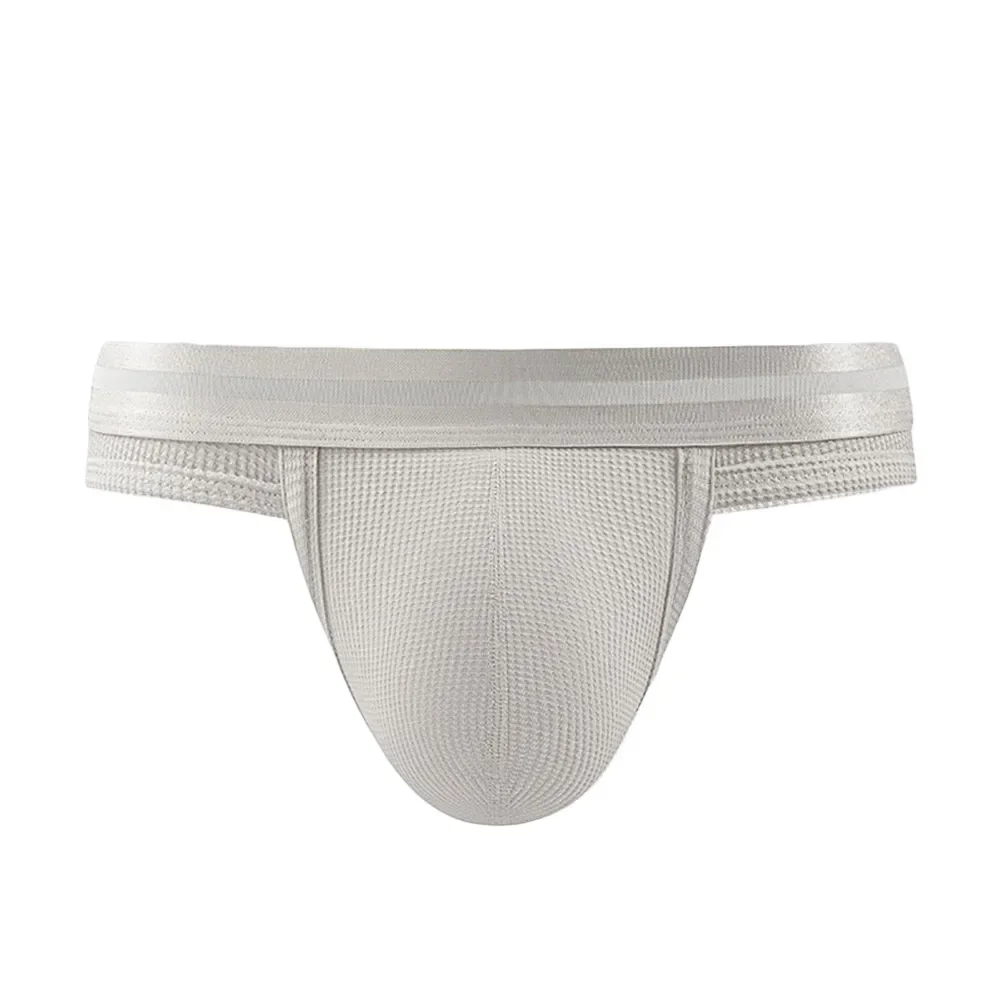 

Comfortable Men's Cotton Blend Briefs with Bulge Pouch and Mercerized Waistband Featuring Breathability and Secure Fit