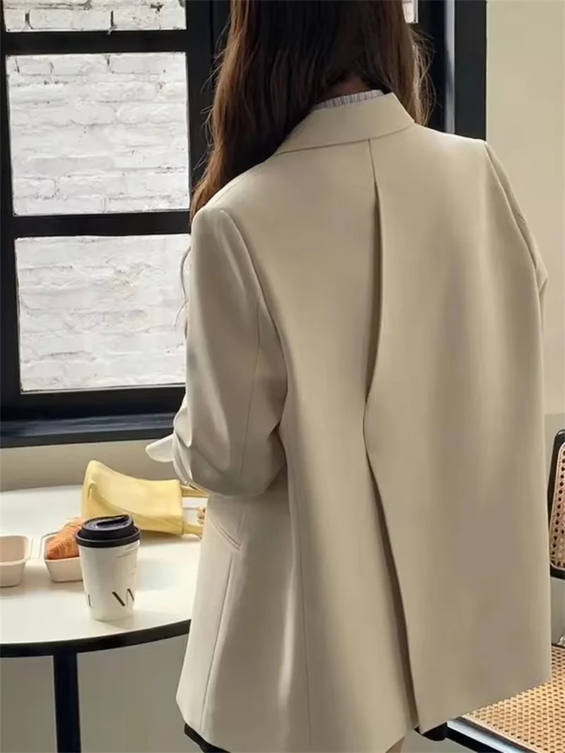 

Fashion Women's Suit Jacket 2025 New Autumn Korean Flip Collar Back Split Versatile Button up Blazers Ladies Office Workwear