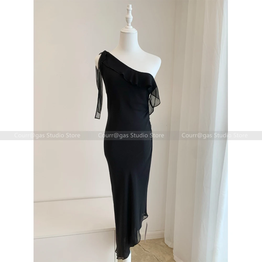 

Niche Slant Cropped Silk Diagonal Shoulder Irregular Ruffle Slim Sexy Black Dresses