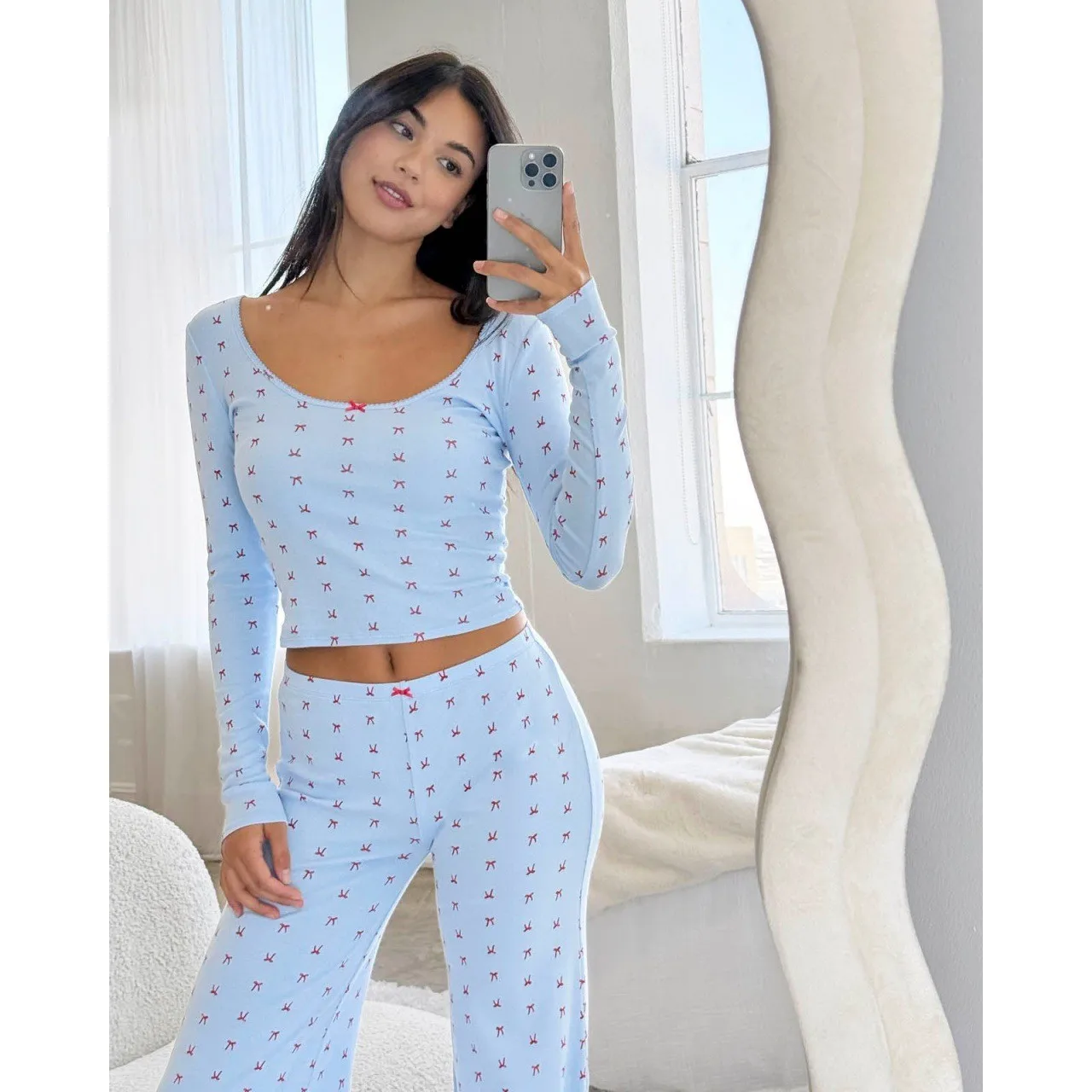 Woman Matching Pajama Knit Sleepwear Set Round Neck Long Sleeve Loungewear Set Light Blue Wide Leg Pants Pajamas Floral Print