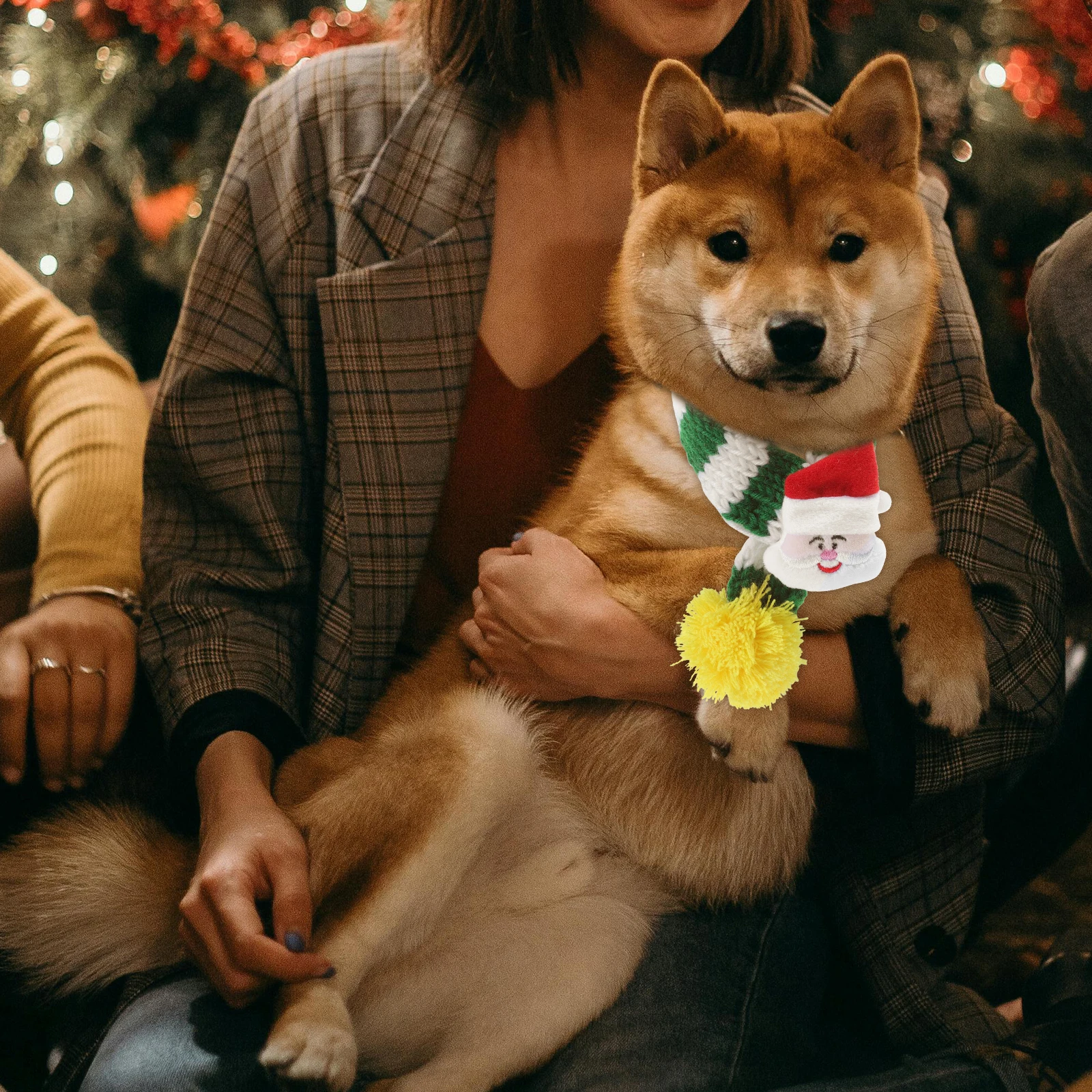 

Christmas Pet Scarf for Cats and Dogs Soft Knitted Pompom Decorative Holiday Accessory Festive Winter Costume Party Wear