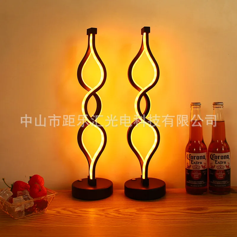 

Интернет-знаменитость, светодиодная зарядная настольная лампа, бар, КТВ, креативная поворотная настольная лампа, ресторан, прозрачный бар, окружающий свет, ночник, стол