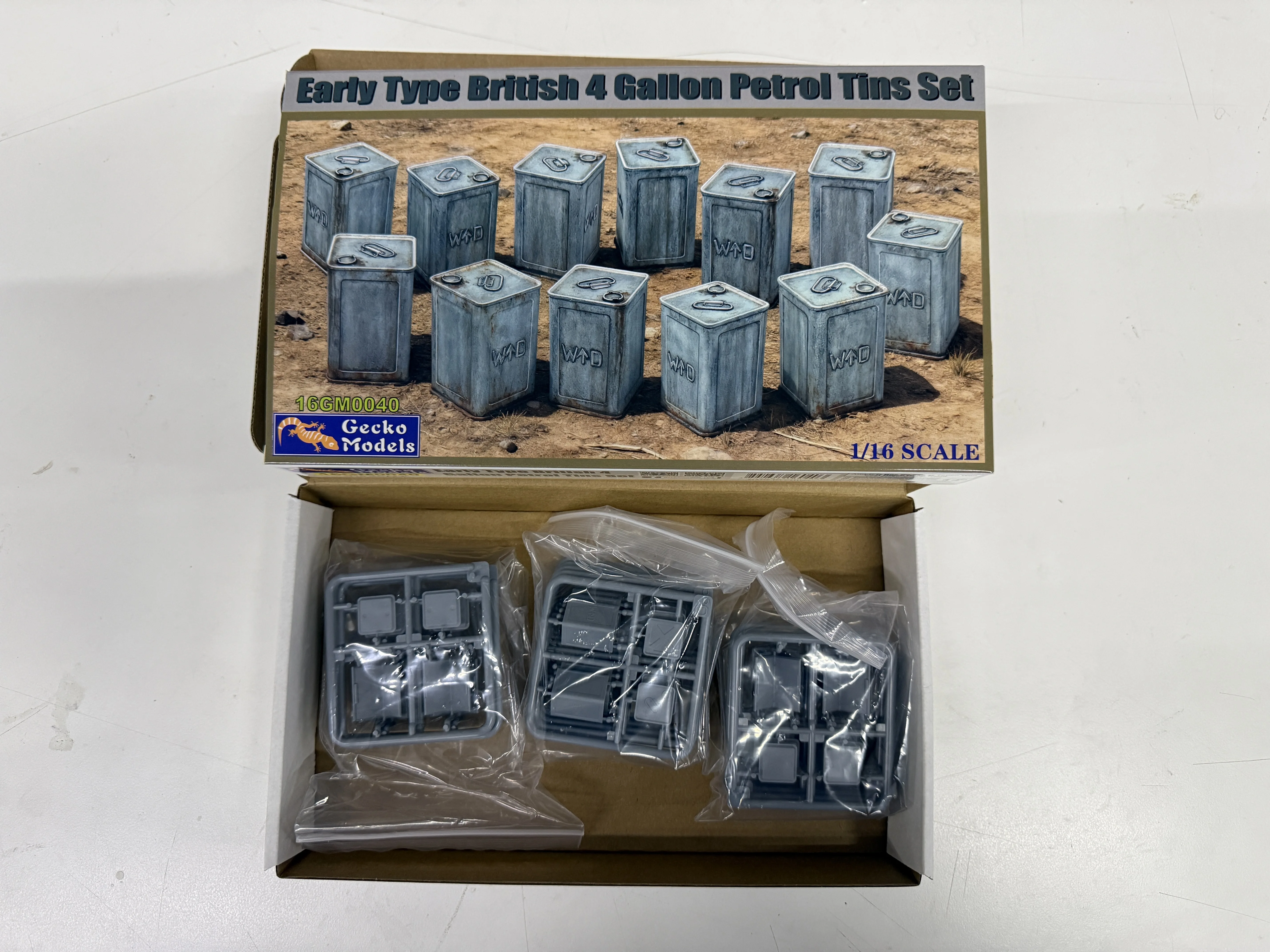 

Набор бензиновых баков Gecko model 16GM0040, британские, 4 галлона, 1/16 (ранний тип), наборы для сборки моделей, для игрушек на день рождения.