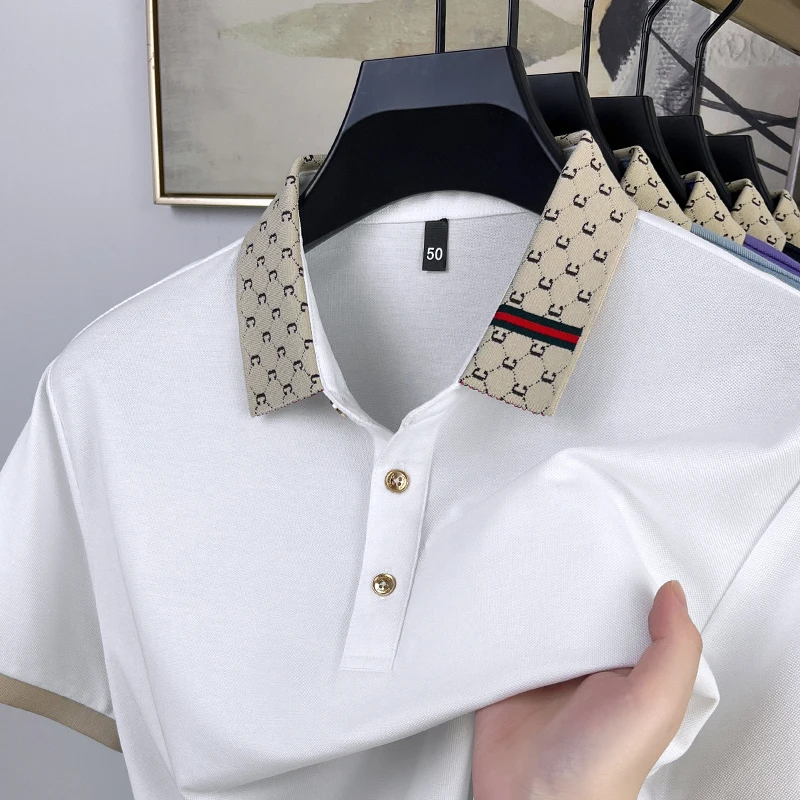العلامة التجارية الفاخرة رائعة رائجة البيع قصيرة الأكمام الرجال الصيف خفيفة الوزن تنفس موضة جديدة اللون حظر طية صدر السترة قميص بولو