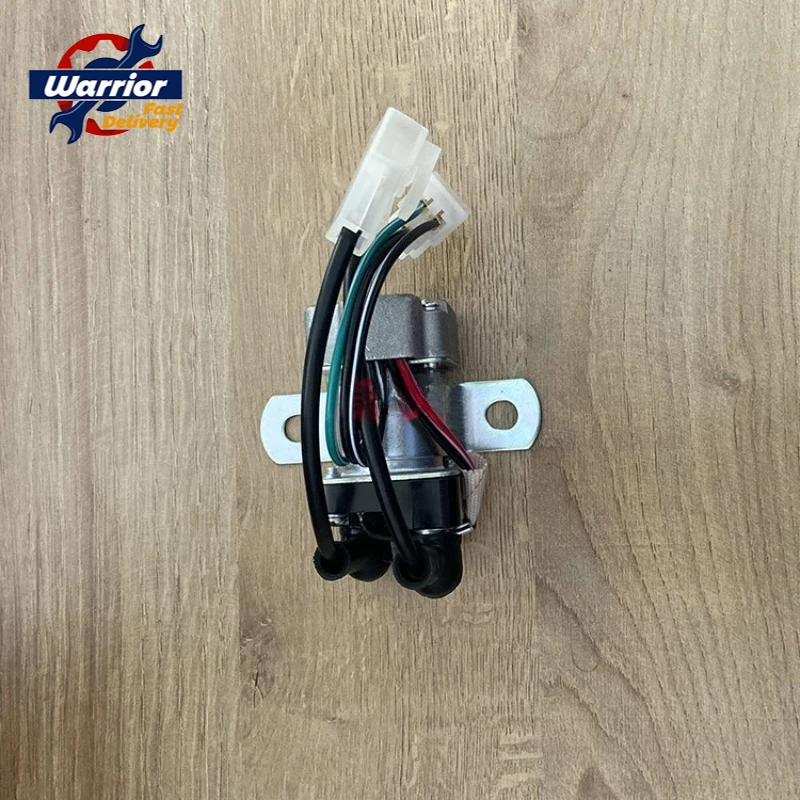 

Реле аксессуаров для экскаваторов строительной техники для Isuzu 6BG1 6HK1 6WG1 1-82553-039-1 0-25000-7832 1825530391 0250007832