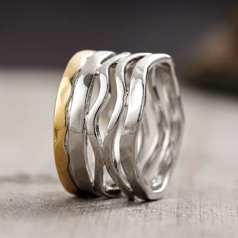Huitan Hohldesign Damen-Ring in zwei Farben, einfacher Stil, Metall, Party, Hochzeit, vielseitig, Alltagsaccessoires, Vintage-Modeschmuck