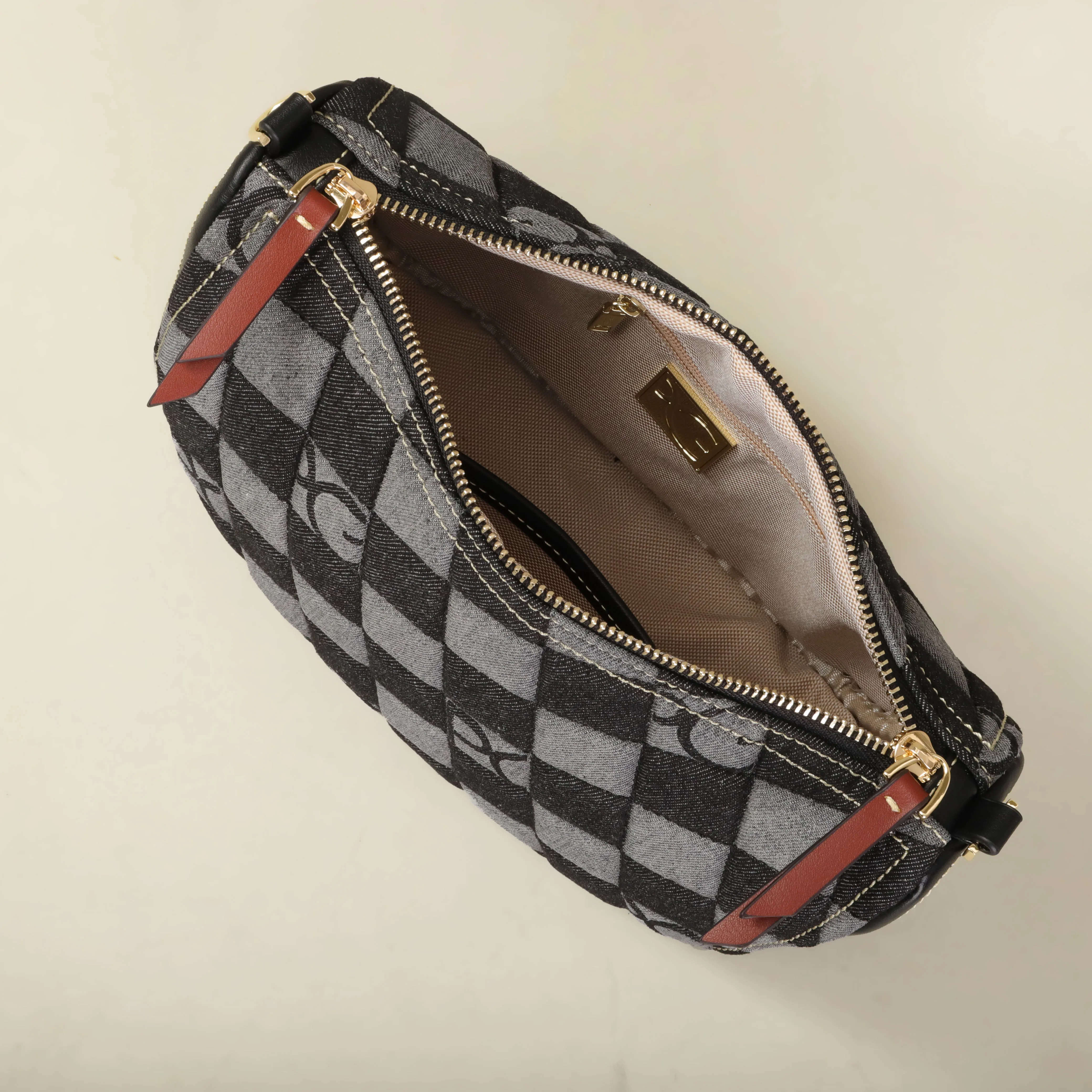 PG Handtasche 2026 Neue Schulter-Umhängetasche Leichter Luxus Hochwertige Modische Vielseitige Damenhandtasche Ausverkauf – Detail 5