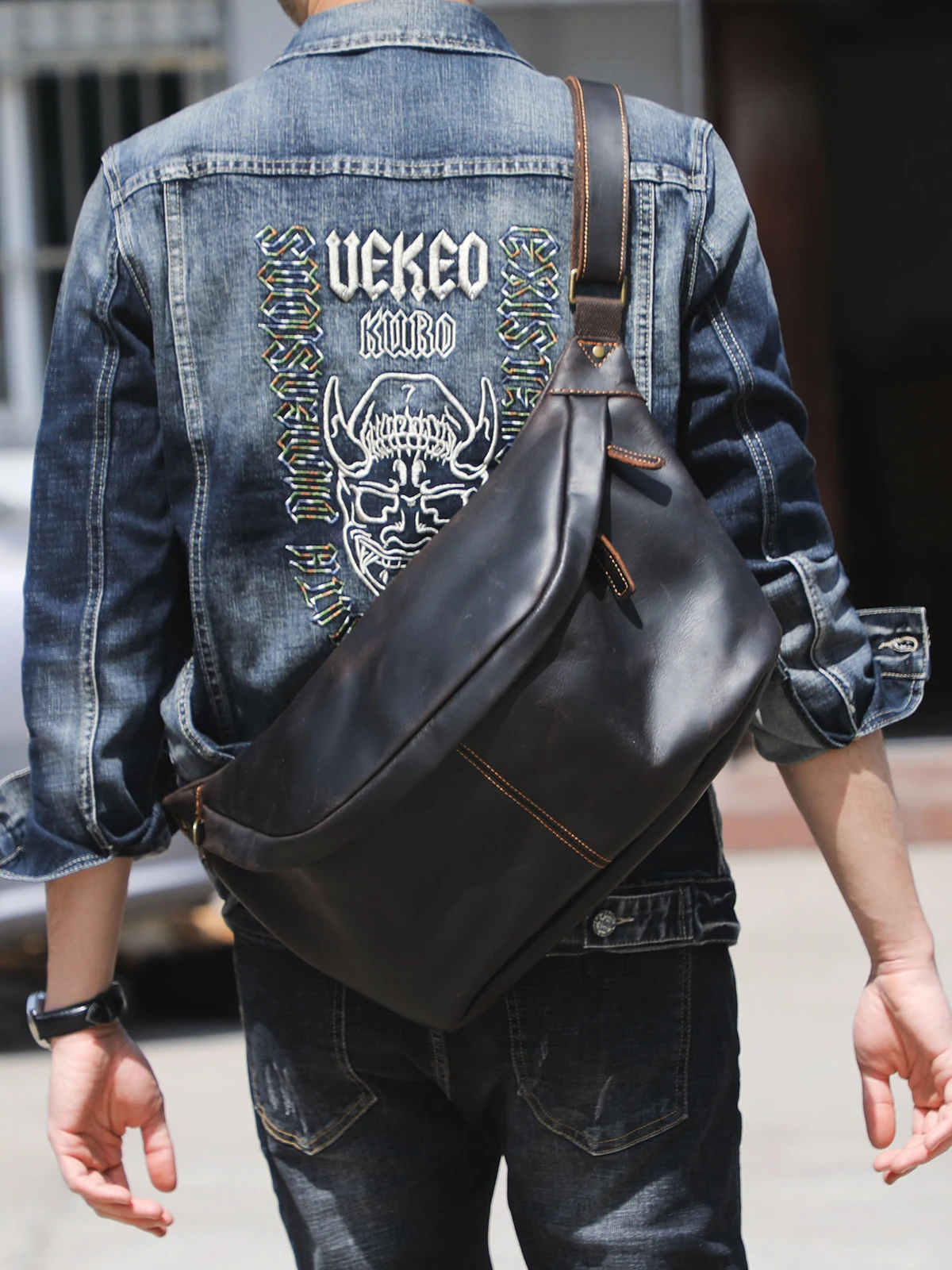 S.worker Vintage-Umhängetasche aus echtem Leder für Herren, große Kapazität, Brusttasche aus Vollnarbenleder, 14-Zoll-Crossbody-Tagesrucksack – Detail 3