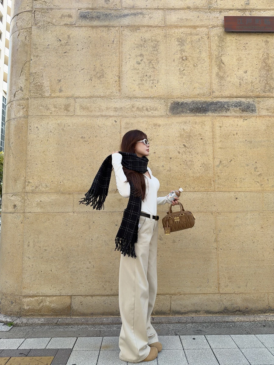 

Pure Desire Heat Fce Base irt Clean Fit Inner Wear V Ne Long Sve Regular Length Girls Faion Осень Зима Топ