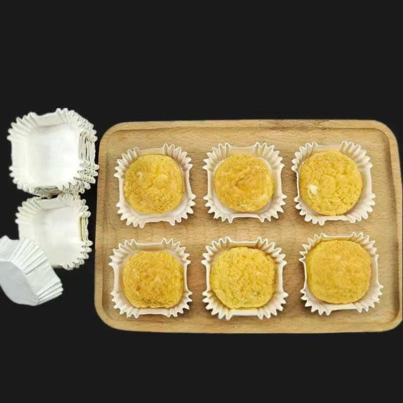 Soporte de papel Mooncake a prueba de aceite, bandeja con revestimiento cuadrado de 45-62mm para embalaje de postre Brownie y Xue Meiniang, 100/250 Uds.