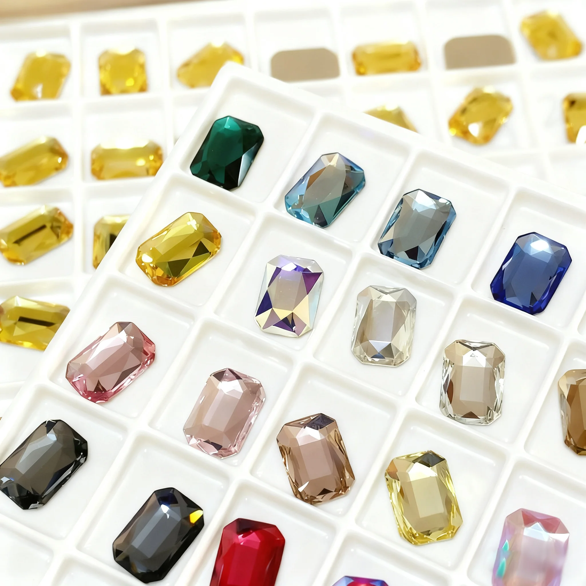 100PCS Octangle Crystal Nail Art Accessories Rhinestones Mini Diamond Stone Luxury Flatback Gems for 3D Nails Decoration