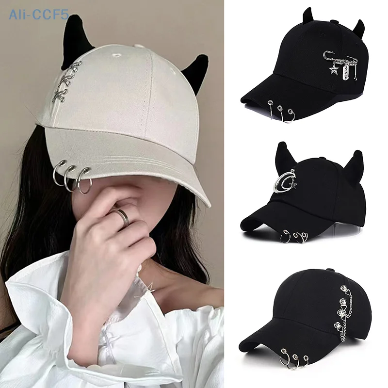 

Unique Street Style Baseball Cap Casual Cool Outdoor Accessory With Horn Accents, Safety Pins & Charms For Couples Street Hat