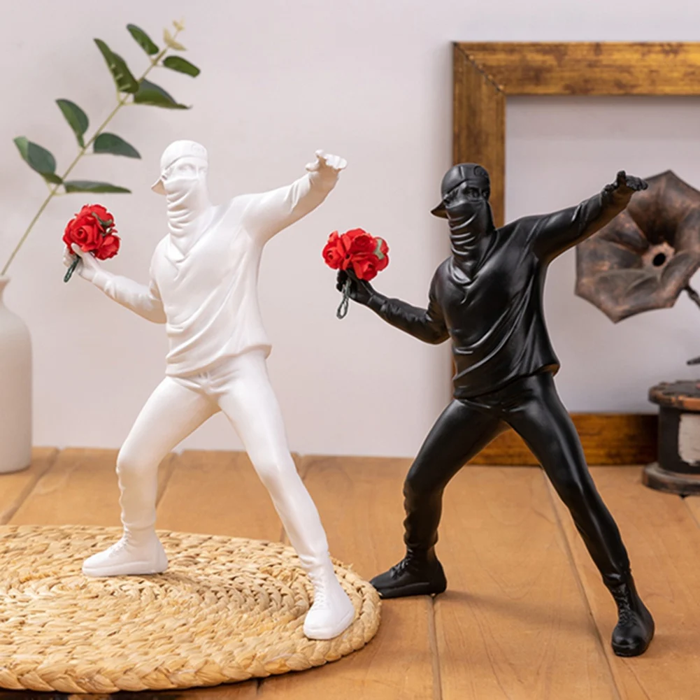 

AD30-Flower Thrower Sculpture,Figurine For Home Decoration,Office Desk And Bookshelf Ornaments Modern Decorative Character