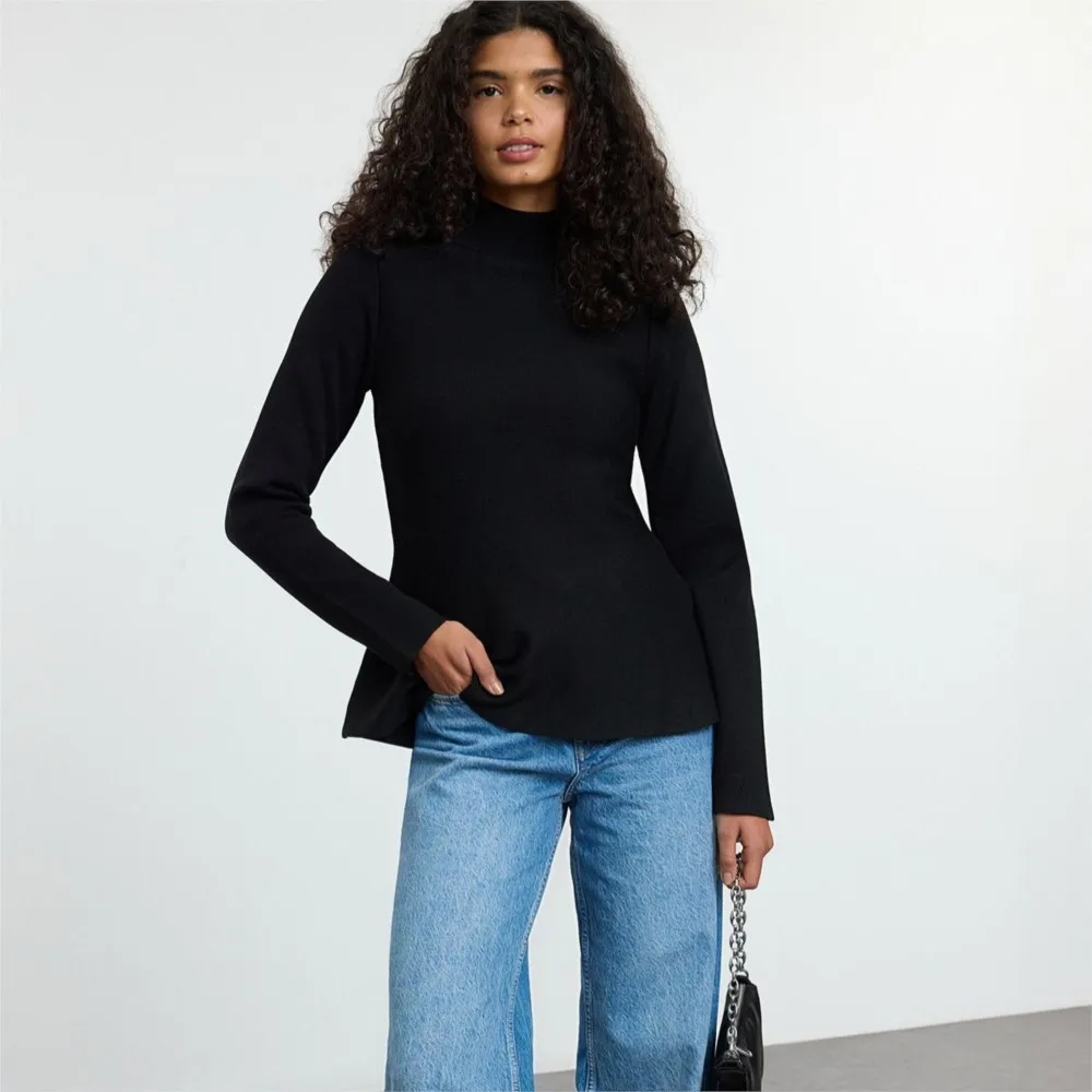 MsChuh Comfortable All-match Loose Simple Sweater Winter Clothes Woman Pull Femmes Elegant Commuting Bottoming Shirt Solid Color