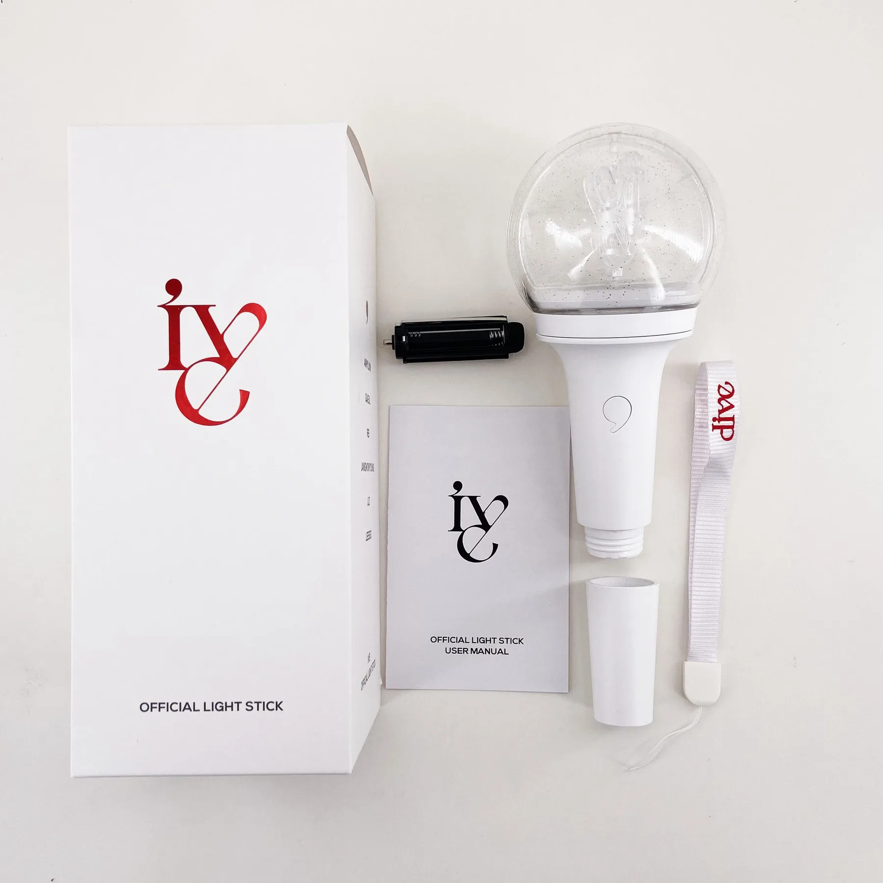 Kpop Ive Lightstick Korea pomadka rozjaśniająca Wonyoung Yujin Gaeul lampa koncertowa na imprezę błyskową fluorescencyjna zabawka kolekcja dla fanów prezent