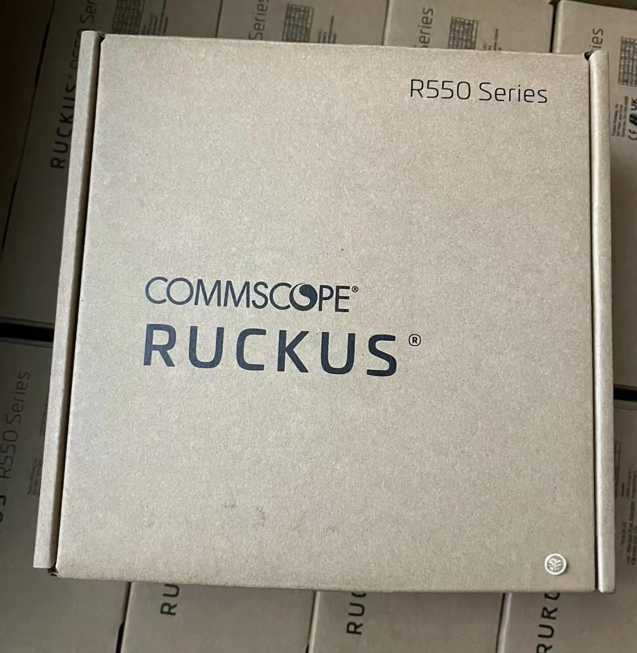 Neuer Original Ruckus R550 Indoor Wireless Access Point 901-R550-WW00 Bester Preis 300 Mbit/s max. LAN-Datenrate 2,4 g Firewall QoS WEP